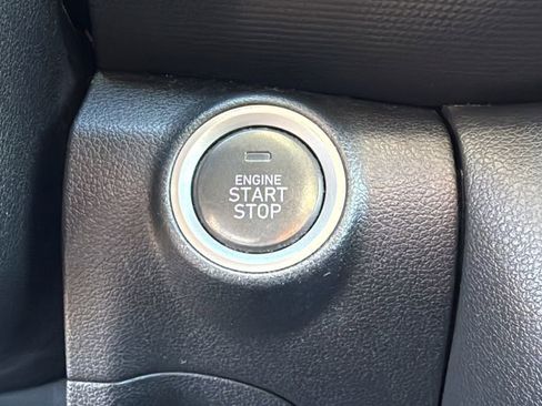 Used 2018 Hyundai Kona SEL image 18