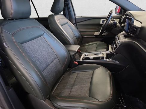 Used 2023 Ford Explorer Timberline w/ Timberline Technology Package image 10