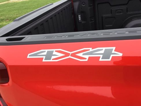 New 2025 Chevrolet Silverado 1500 Custom image 34