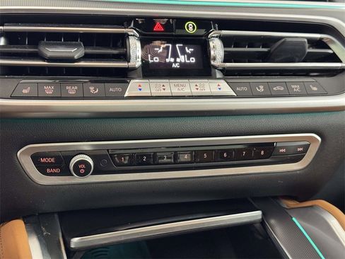 Used 2023 BMW X6 xDrive40i image 28