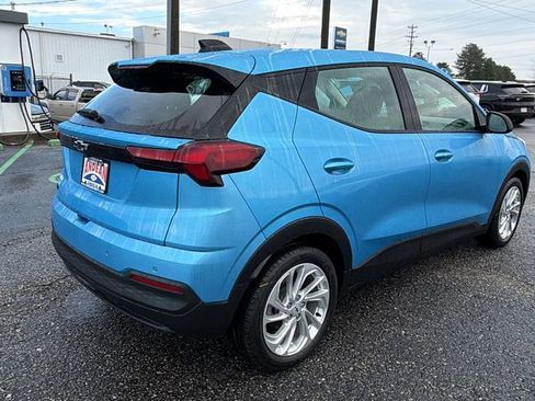 New 2027 Chevrolet Bolt LT w/ Comfort Package image 5