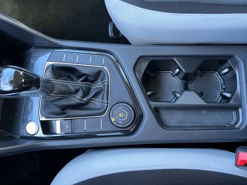 Used 2025 Volkswagen Taos S image 23