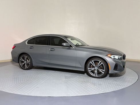 Used 2024 BMW 330i Sedan w/ Convenience Package RWD image 7