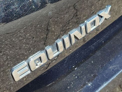 Used 2021 Chevrolet Equinox LT image 32