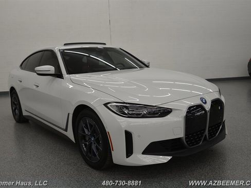 Used 2023 BMW i4 eDrive40 w/ Premium Package image 6