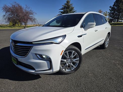 Used 2022 Buick Enclave Premium image 1