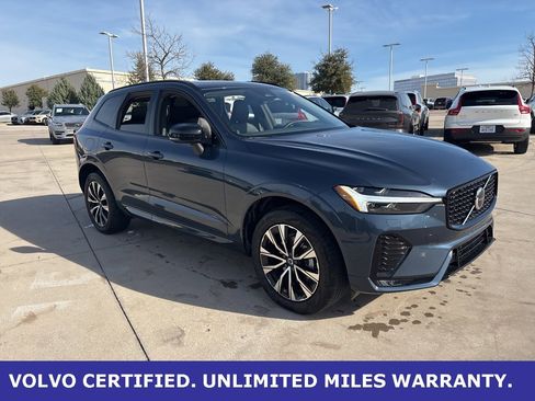 Certified 2025 Volvo XC60 B5 Core image 3