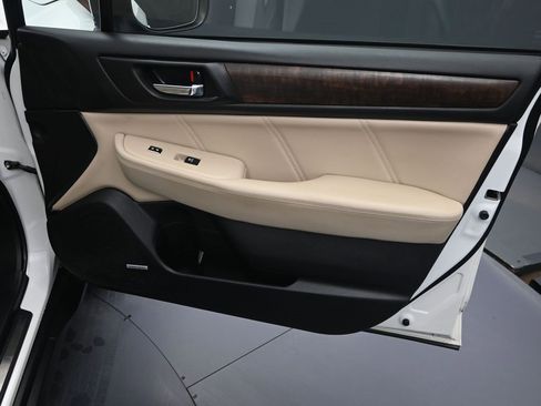 Used 2019 Subaru Outback 2.5i Limited image 38