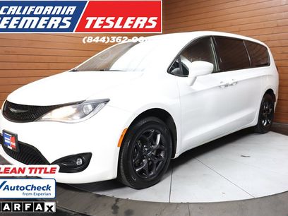 Used 2019 Chrysler Pacifica Touring Plus w/ S Appearance Package