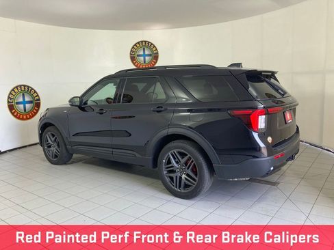 Used 2025 Ford Explorer ST-Line w/ ST-Line Street Pack image 16