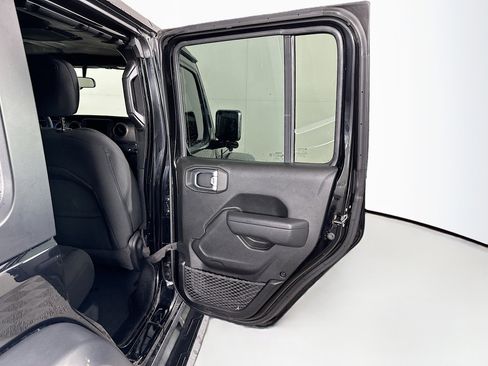 Used 2023 Jeep Wrangler Unlimited w/ Convenience Group image 27