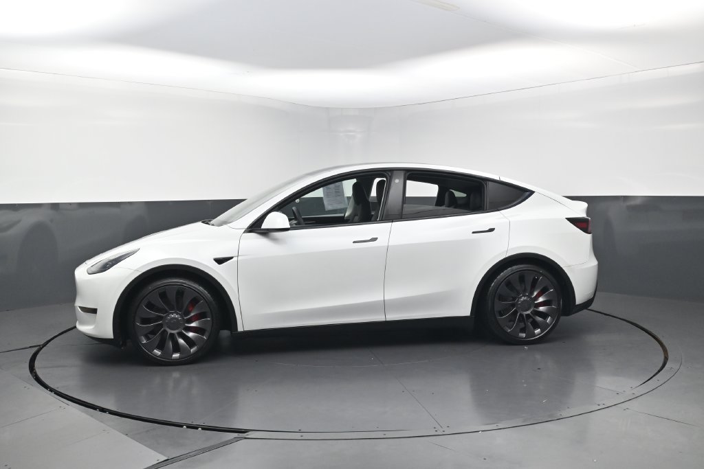 Used 2023 Tesla Model Y Performance AWD/4WD image 6