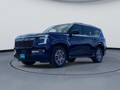 Used 2025 Nissan Armada SL AWD/4WD image 2