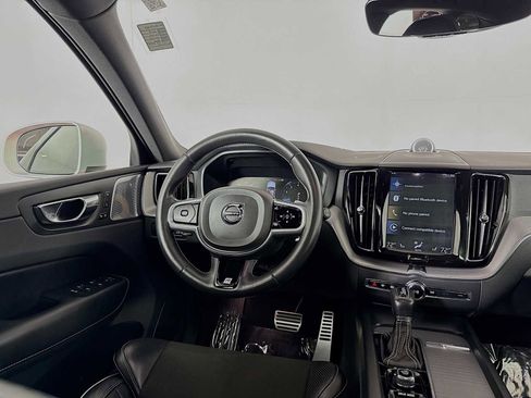 Used 2019 Volvo XC60 T5 R-Design w/ Protection Package Premier image 25