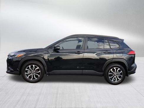 Used 2024 Toyota Corolla Cross SE image 5