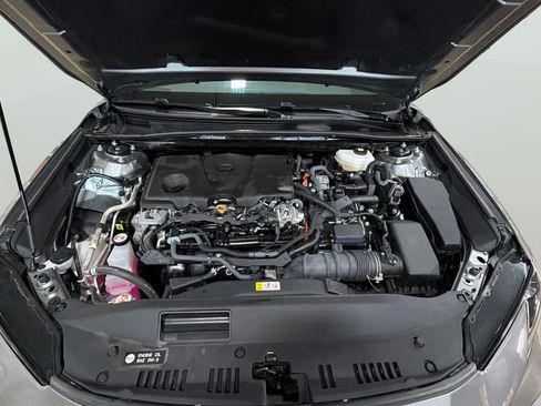 Used 2025 Toyota Camry SE FWD image 26