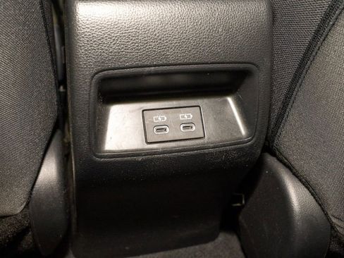 Used 2024 Toyota Corolla LE image 7