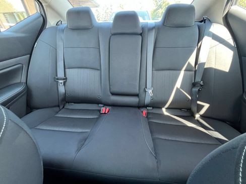 Used 2025 Nissan Altima 2.5 SV FWD image 34