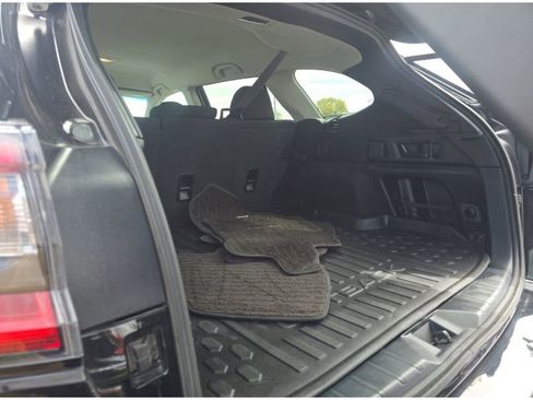 Used 2022 Subaru Outback Premium image 10