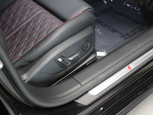 Used 2025 Audi S7 Premium Plus image 40