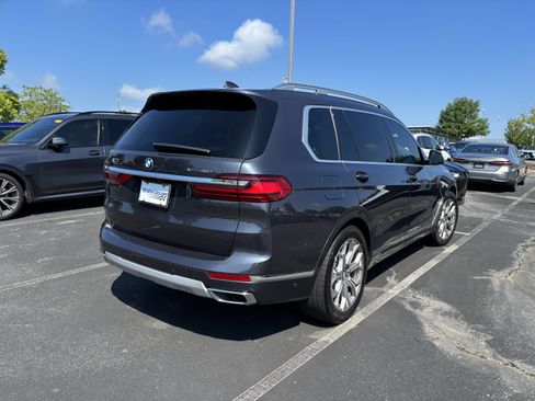 Used 2021 BMW X7 xDrive40i w/ Premium Package AWD/4WD image 21