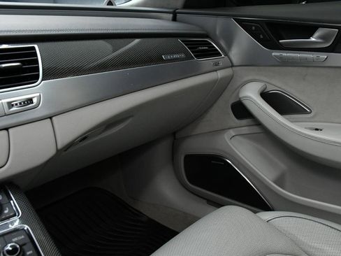 Used 2018 Audi S8 Plus w/ Dynamic Package AWD/4WD image 39