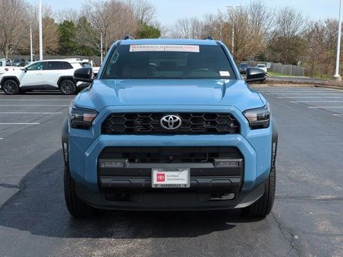 Certified 2025 Toyota 4Runner TRD Off-Road Premium AWD/4WD image 4