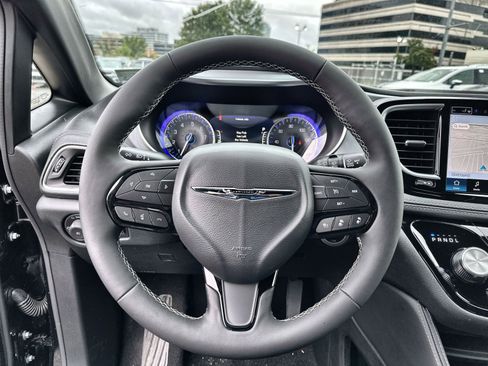 New 2026 Chrysler Pacifica Limited w/ S Appearance Package image 16