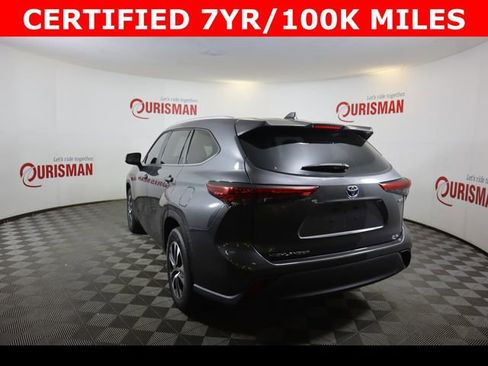 Used 2023 Toyota Highlander XLE FWD image 8