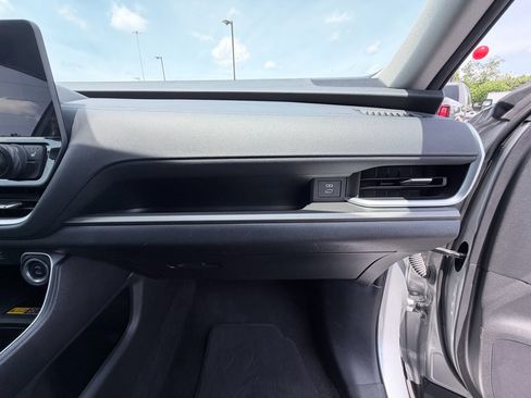 Used 2024 Toyota Grand Highlander AWD image 20
