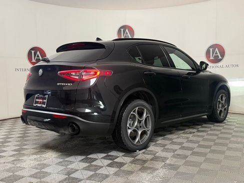 New 2026 Alfa Romeo Stelvio Sprint w/ Convenience Package image 8