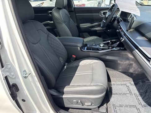 Used 2026 Kia Sorento SX Prestige AWD/4WD image 9