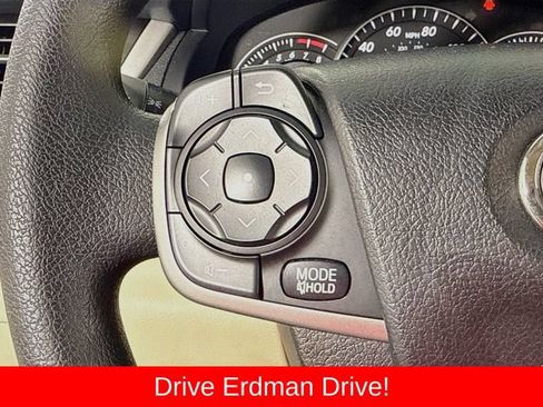 Used 2014 Toyota Camry LE FWD image 13