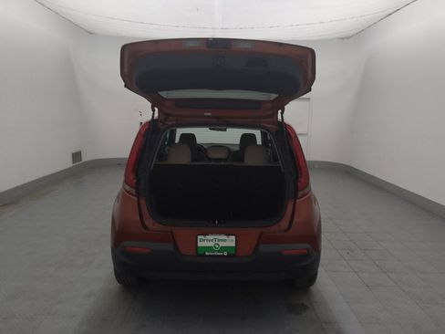 Used 2020 Kia Soul S image 29