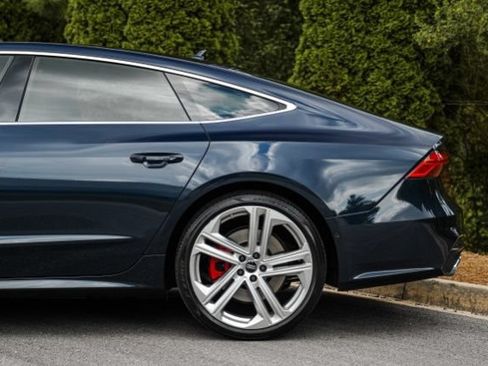 Used 2023 Audi S7 Premium Plus w/ Premium Plus Package AWD/4WD image 11