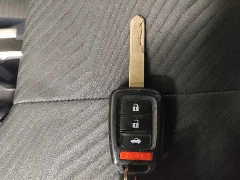 Used 2017 Honda Accord LX image 32