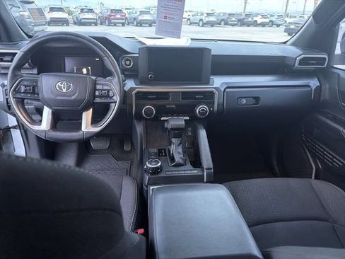 Certified 2025 Toyota 4Runner SR5 AWD/4WD image 14