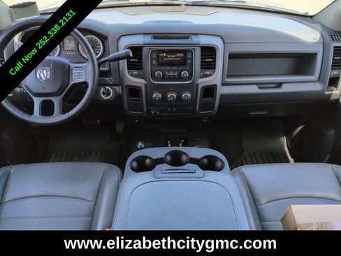 Used 2017 RAM 2500 Tradesman w/ Chrome Appearance Group image 16