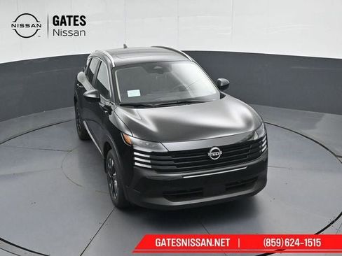 New 2026 Nissan Kicks SV w/ SV Premium Package AWD/4WD image 45