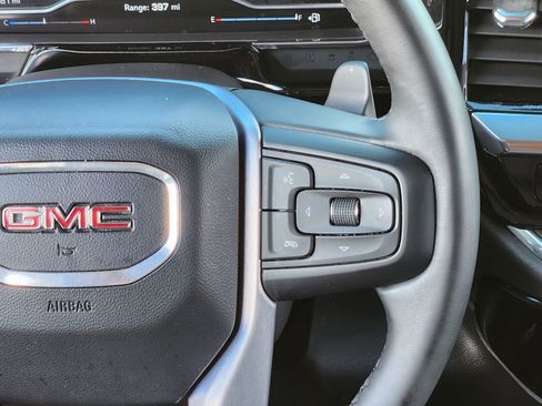 Used 2023 GMC Sierra 1500 SLT image 32