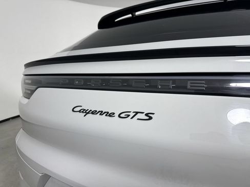 Certified 2023 Porsche Cayenne GTS w/ Premium Package Plus AWD/4WD image 18