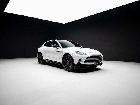 Used 2023 Aston Martin DBX 707 AWD/4WD image 85