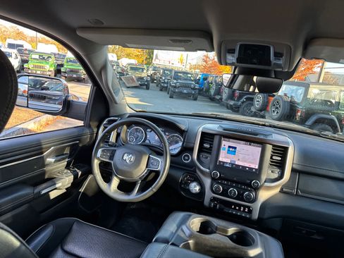 Used 2022 RAM 1500 Laramie image 32