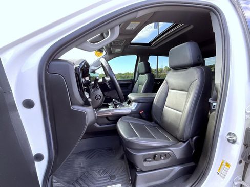 Used 2023 Chevrolet Silverado 1500 LTZ w/ LTZ Premium Package image 10