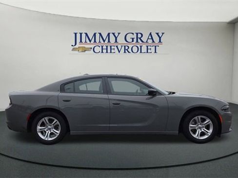 Used 2023 Dodge Charger SXT image 2