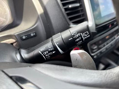 Used 2018 Honda Pilot Elite image 14