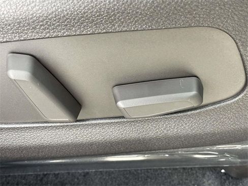 New 2026 Kia Carnival EX image 20