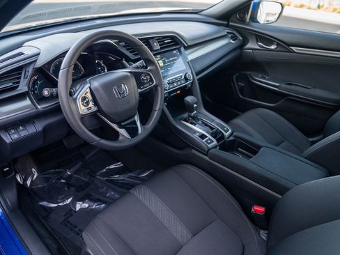 Used 2019 Honda Civic EX image 4