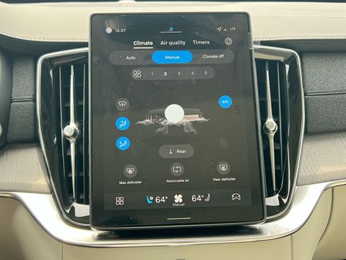 New 2026 Volvo XC90 B6 Ultra w/ Protection Package Premier image 21