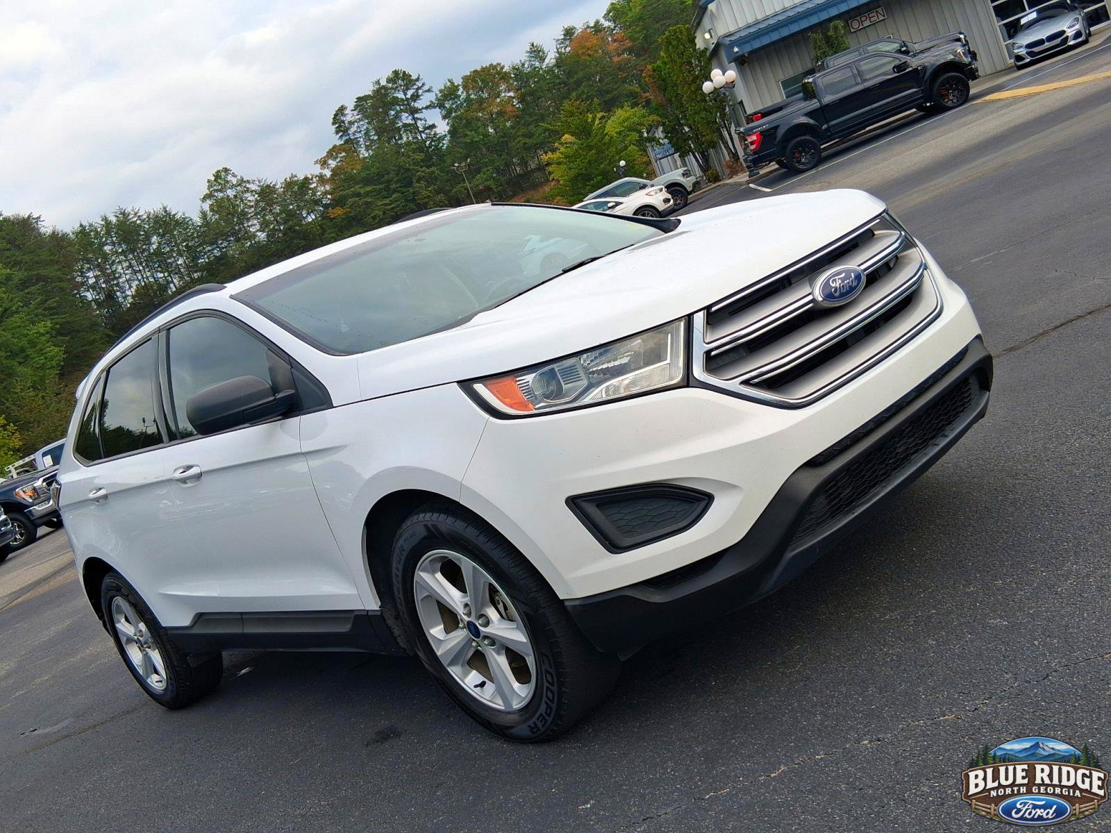 Used 2016 Ford Edge SE FWD image 26